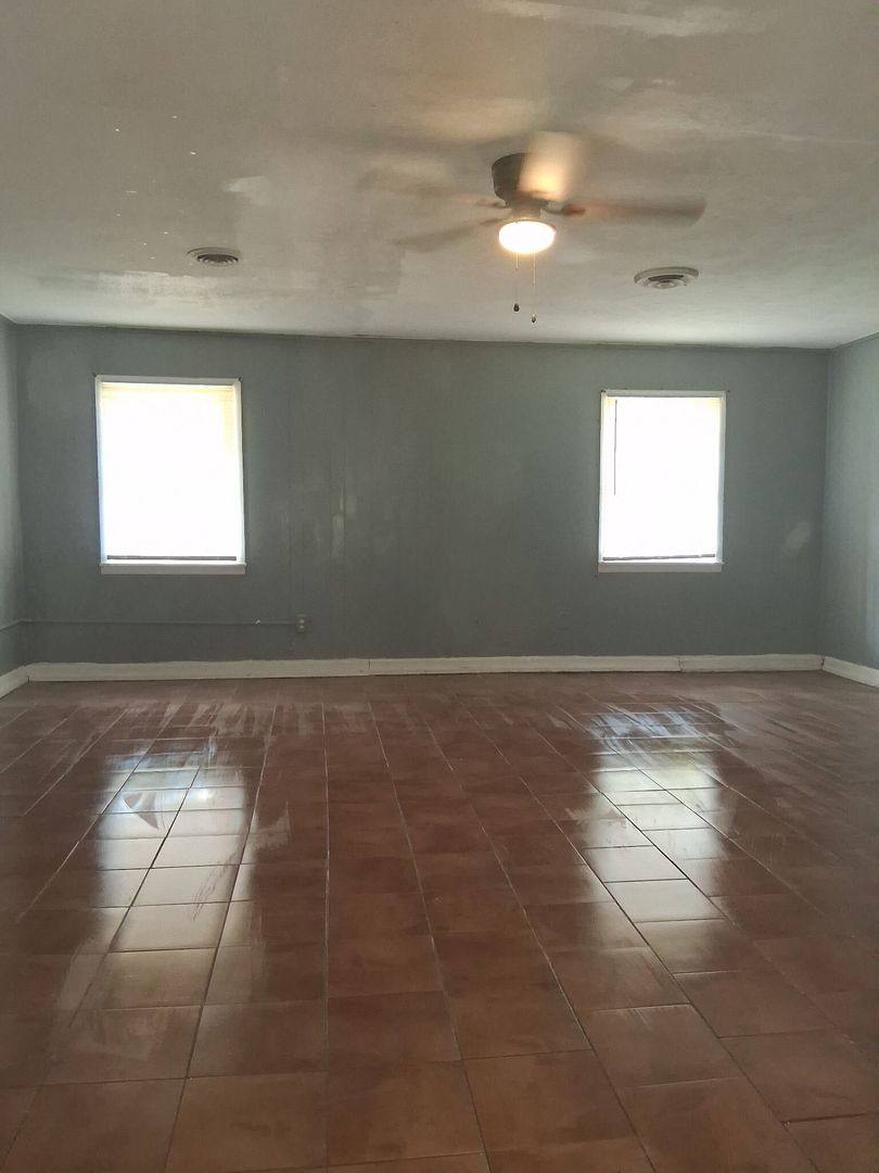 House for rent at 1215 Garden Park Dr, Jackson, MS 39204