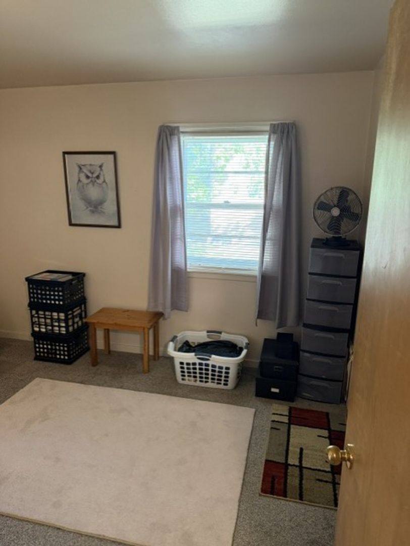 Apartment for rent at 922 Broadway St, Brainerd, MN 56401