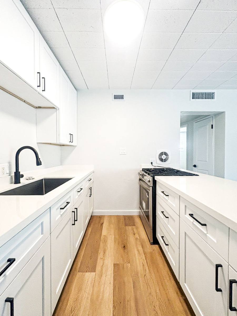 Apartment for rent at 25 E Eva St, Phoenix, AZ 85020