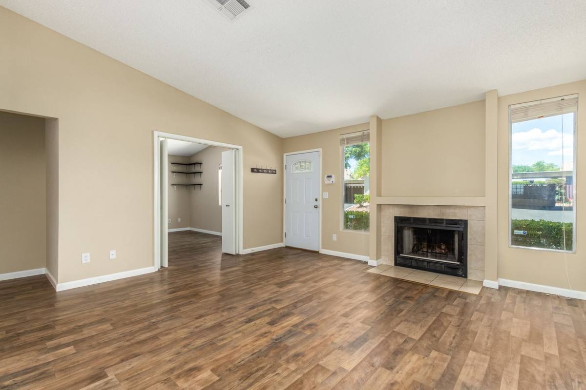 House for rent at 616 Jonathan Glen Way, Las Vegas, NV 89145