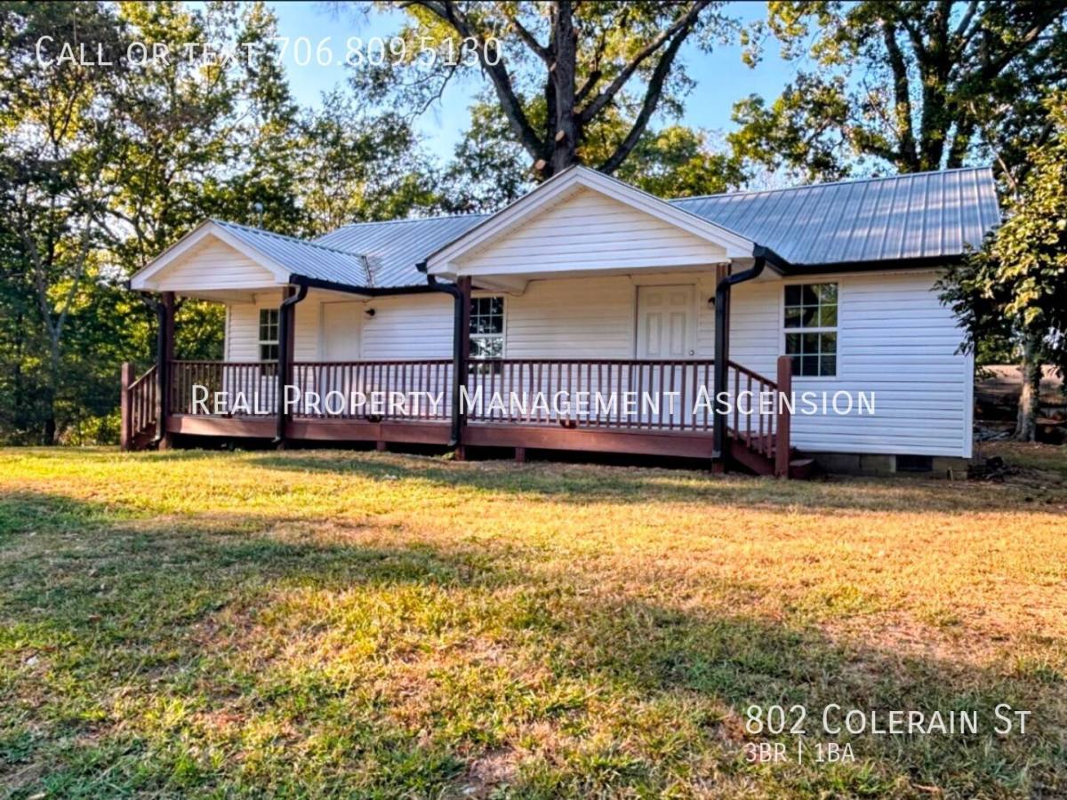 House for rent at 802 Colerain St, La Fayette, GA 30728