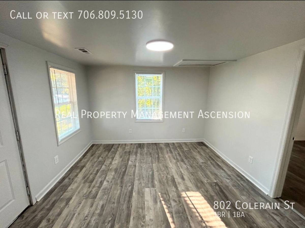 House for rent at 802 Colerain St, La Fayette, GA 30728