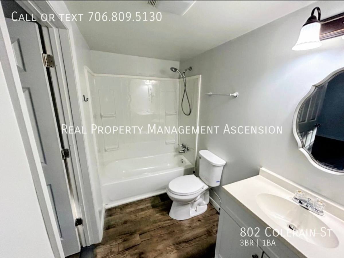 House for rent at 802 Colerain St, La Fayette, GA 30728