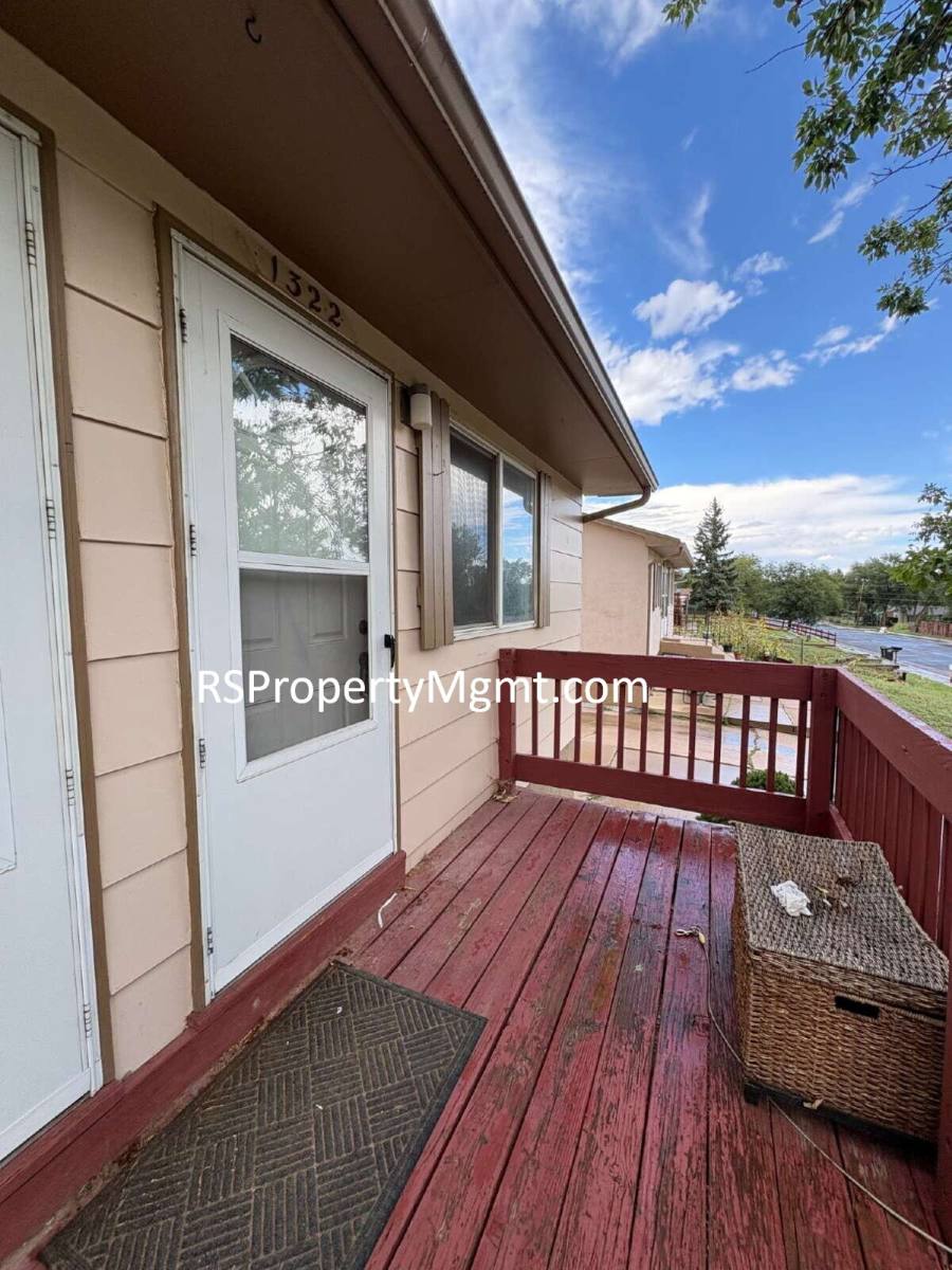 1324 Westend Ave, Colorado Springs, CO 80904 - Townhouse for Rent - Image 1