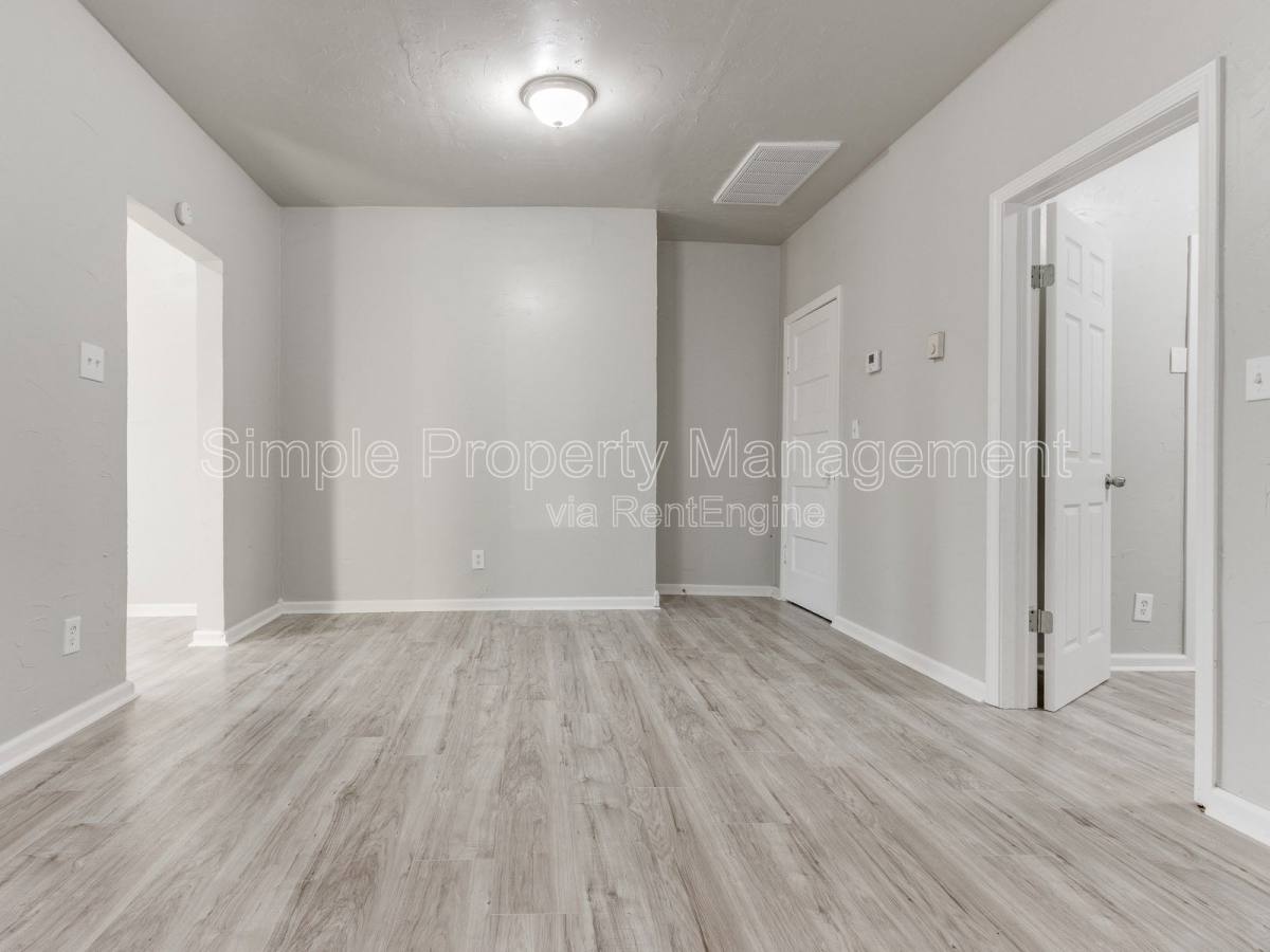 Apartment for rent at 1719 NW 1st St, Oklahoma City, OK 73106