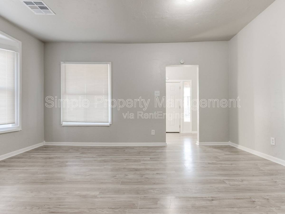 Apartment for rent at 1719 NW 1st St, Oklahoma City, OK 73106