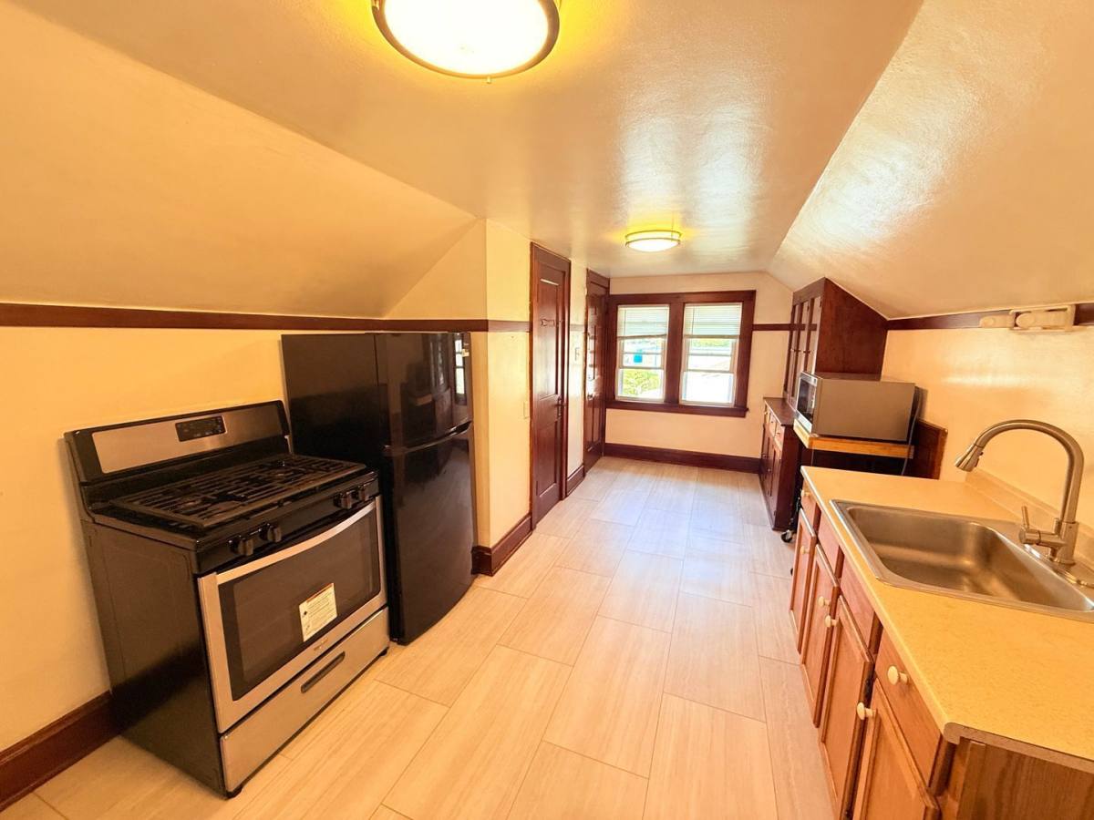 Apartment for rent at 8208 W Lincoln Ave, Milwaukee, WI 53219
