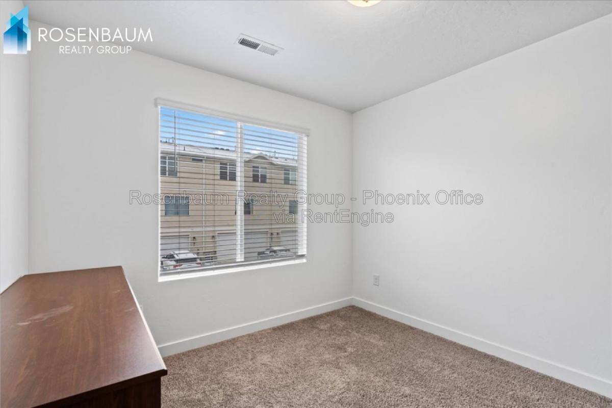 Townhouse for rent at 86 N Monitor Row, Saratoga Springs, UT 84045