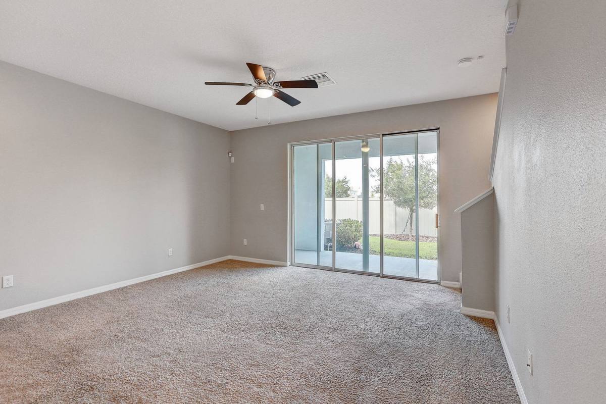 Townhouse for rent at 1817 Hovenweep Rd, Wesley Chapel, FL 33543
