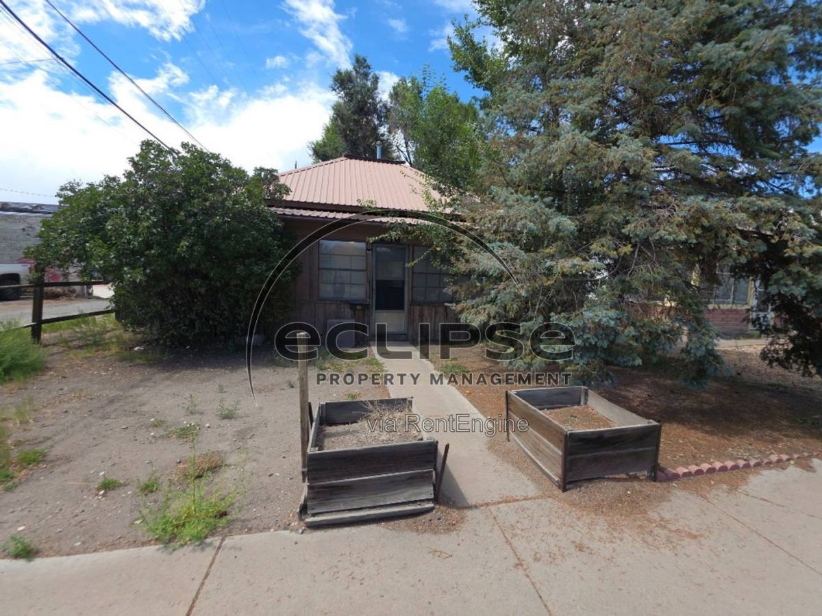 House for rent at 413 Denver Ave, Alamosa, CO 81101