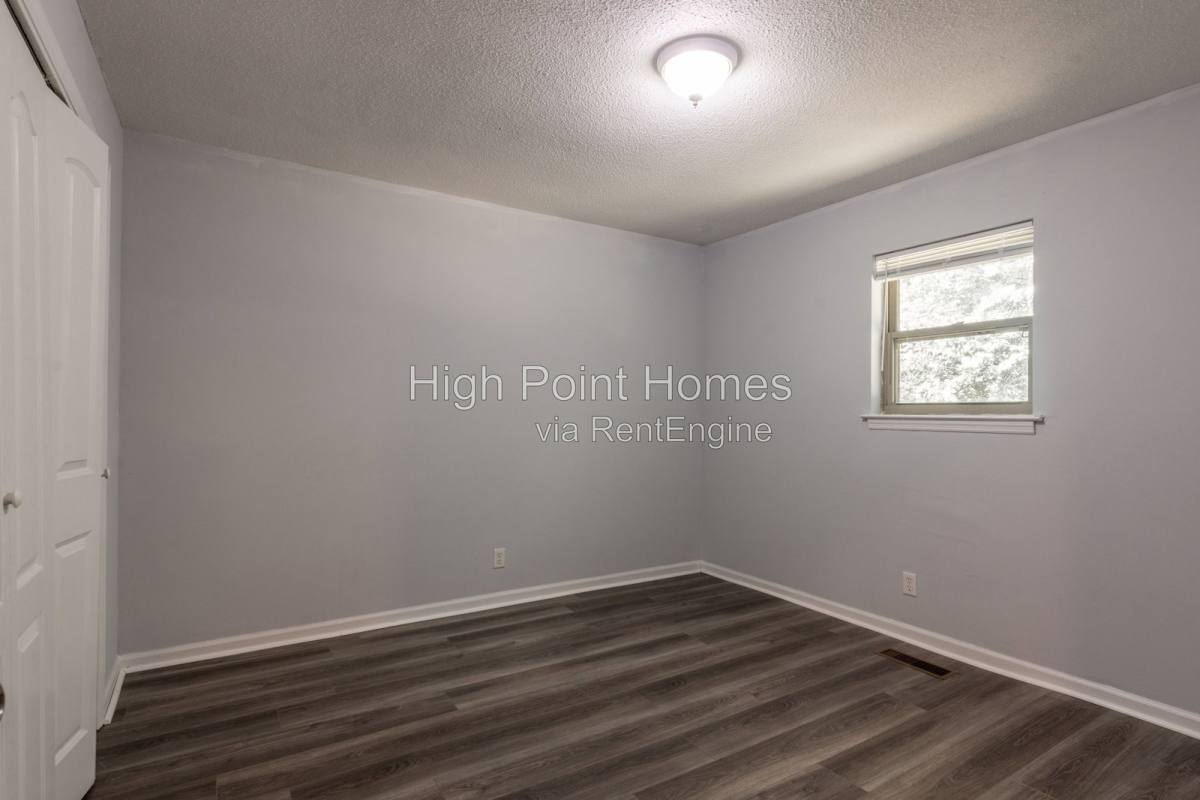 House for rent at 1648 Johnson Rd, Chickamauga, GA 30707