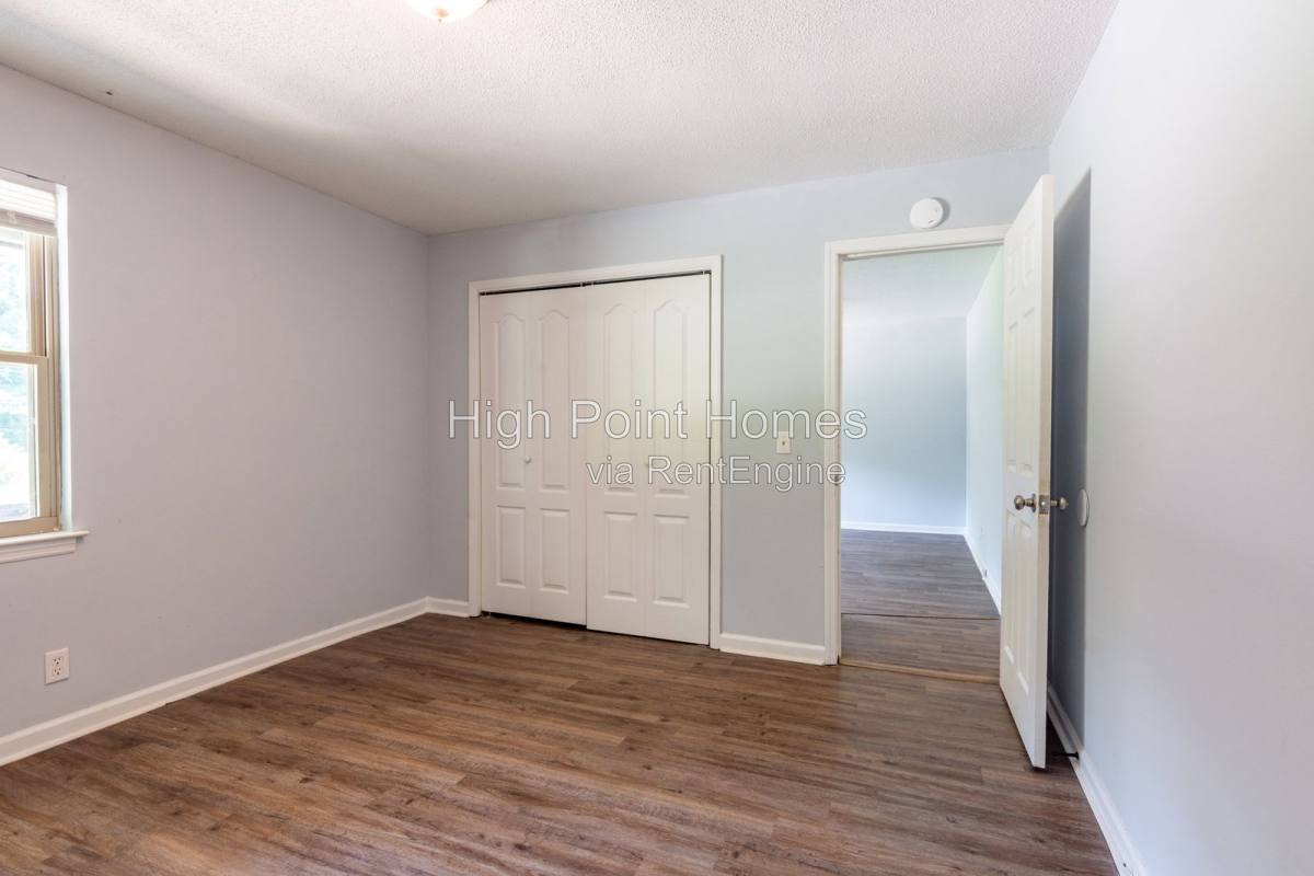 House for rent at 1648 Johnson Rd, Chickamauga, GA 30707