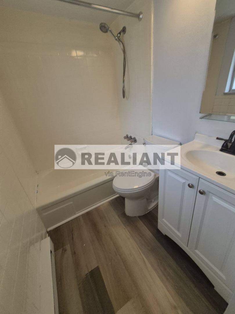 Apartment for rent at 922 Highland Ave #31, Covington, KY 41011