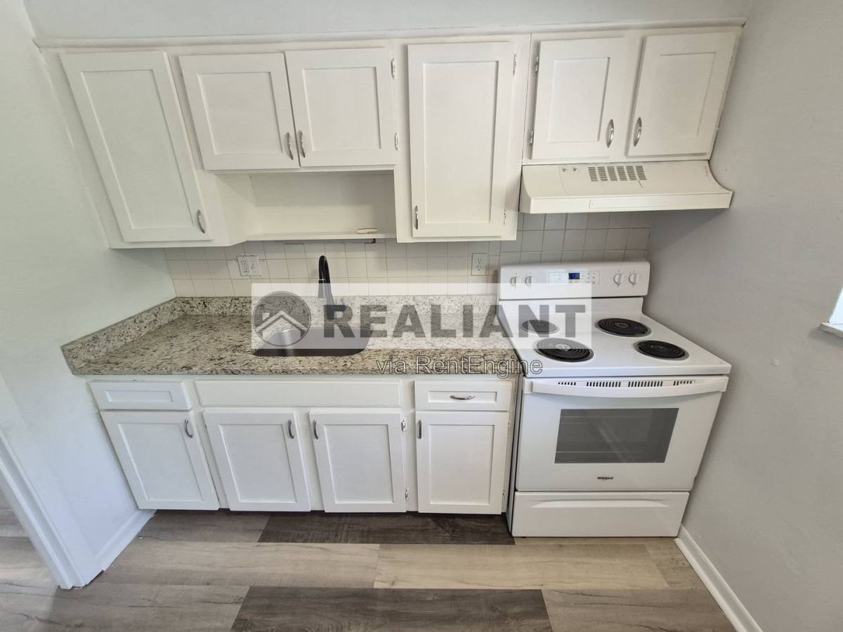 Apartment for rent at 922 Highland Ave #31, Covington, KY 41011