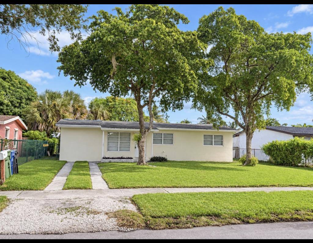 House for rent at 612 SW 24th Ave, Fort Lauderdale, FL 33312