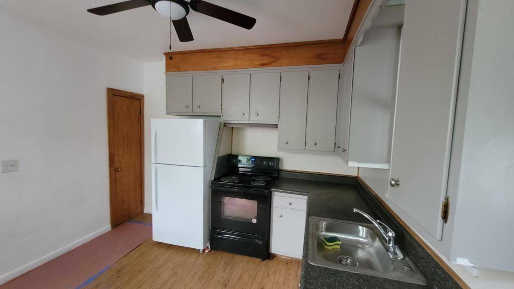 Apartment for rent at 324 Spring St, Reading, PA 19601
