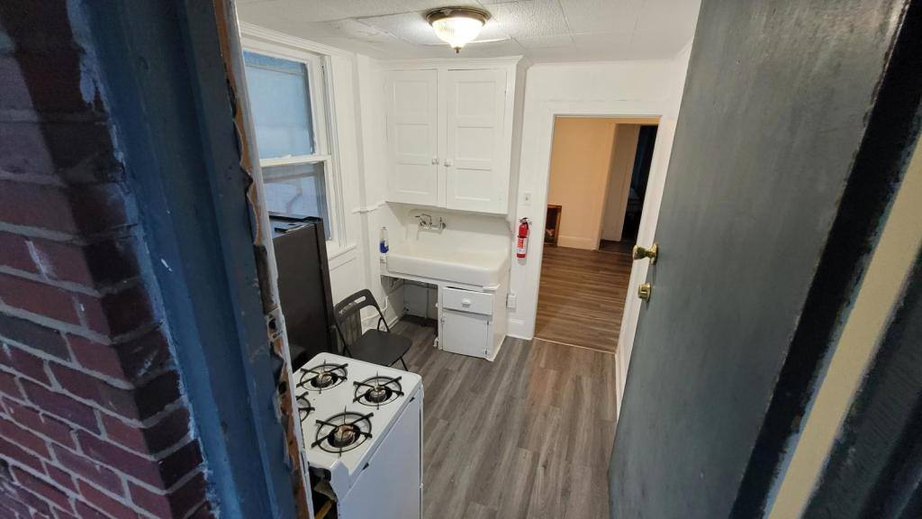 Apartment for rent at 324 Spring St, Reading, PA 19601