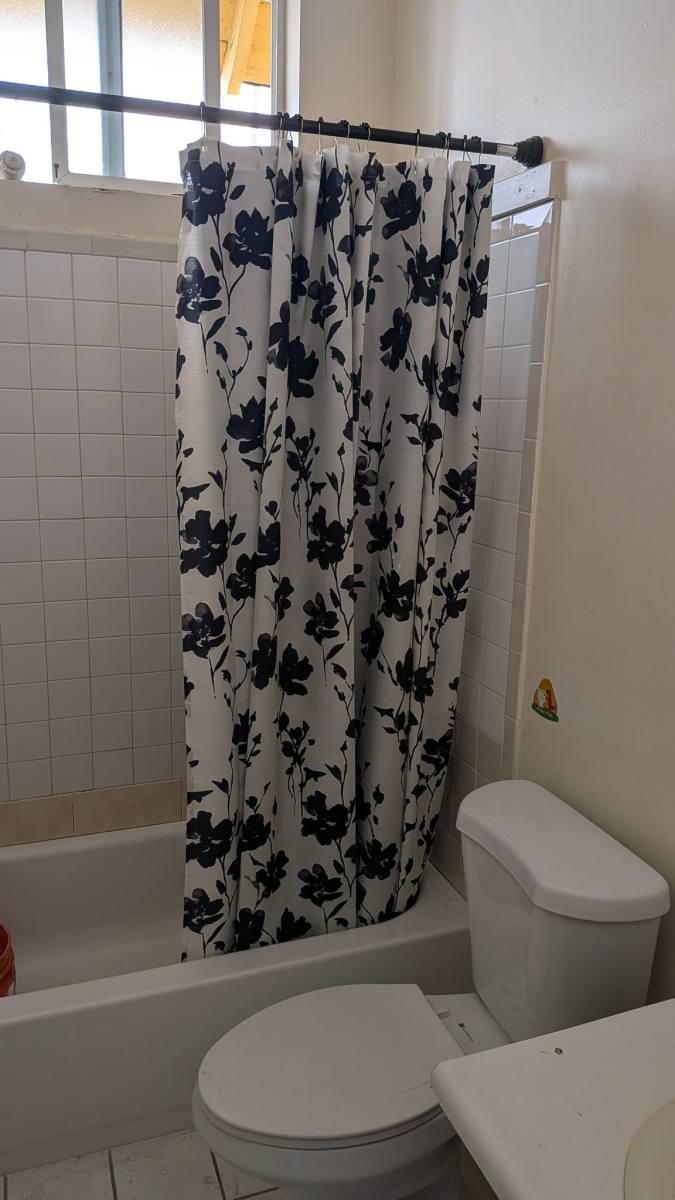 House for rent at 1708 41st Ave, Oakland, CA 94601