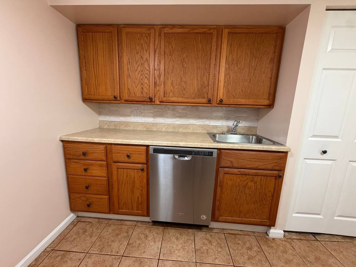 House for rent at 6403 Beechfield Ave, Elkridge, MD 21075