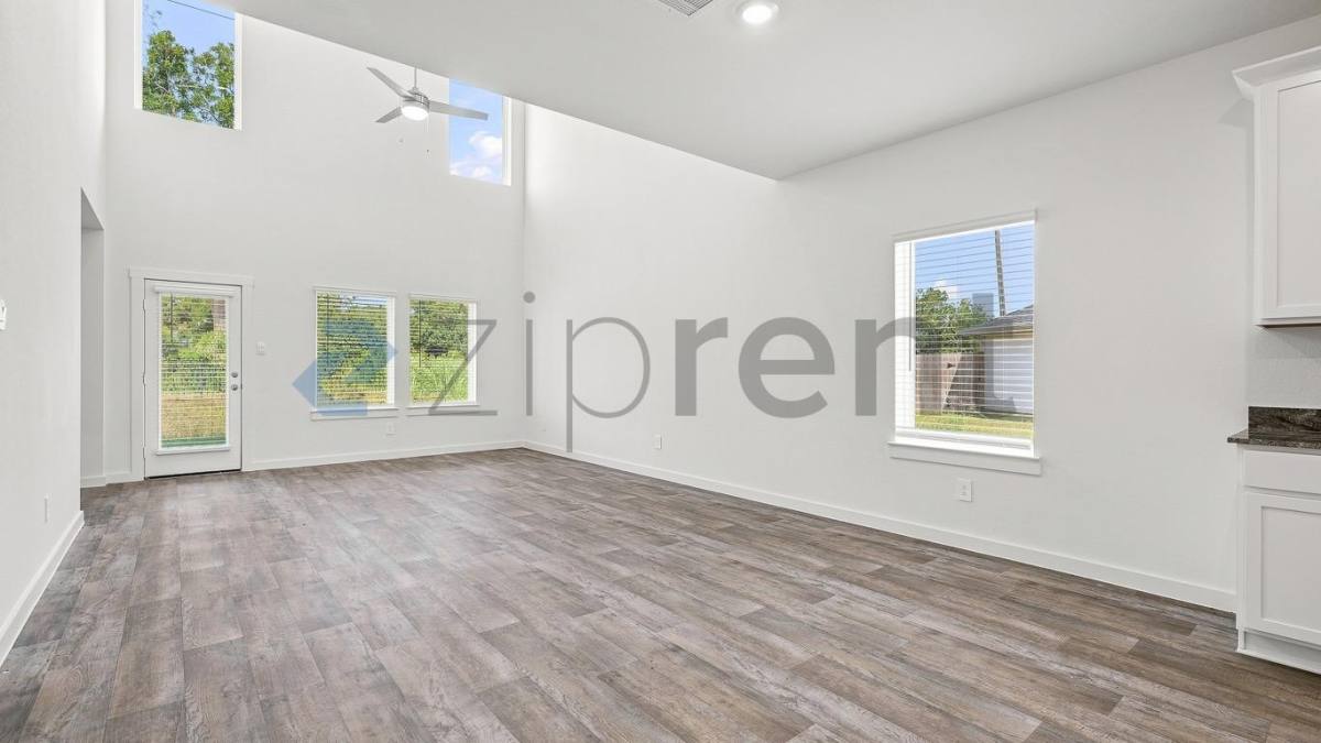 Townhouse for rent at 8051 Marchese Dr, Richmond, TX 77406