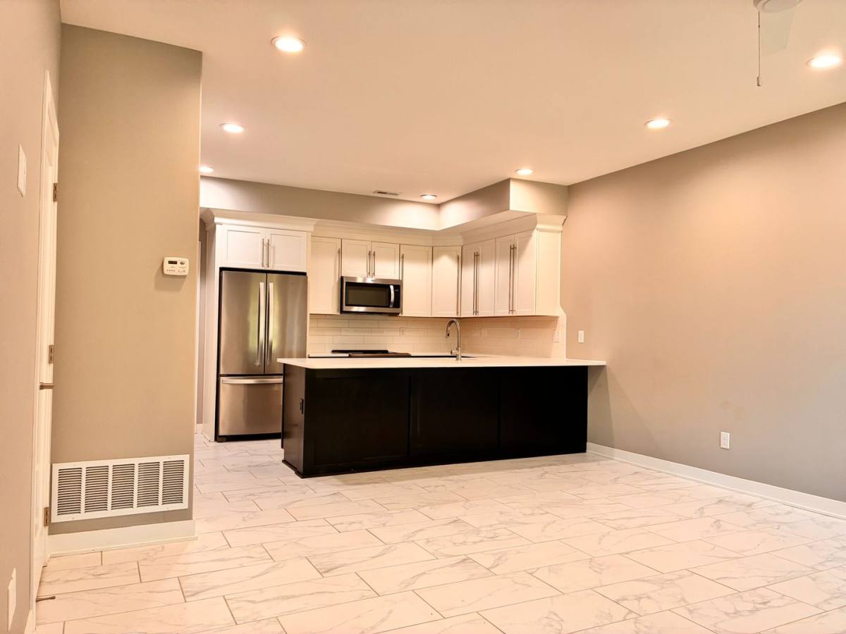Apartment for rent at 750 SE Westown Parkway, Urbandale, IA 50323