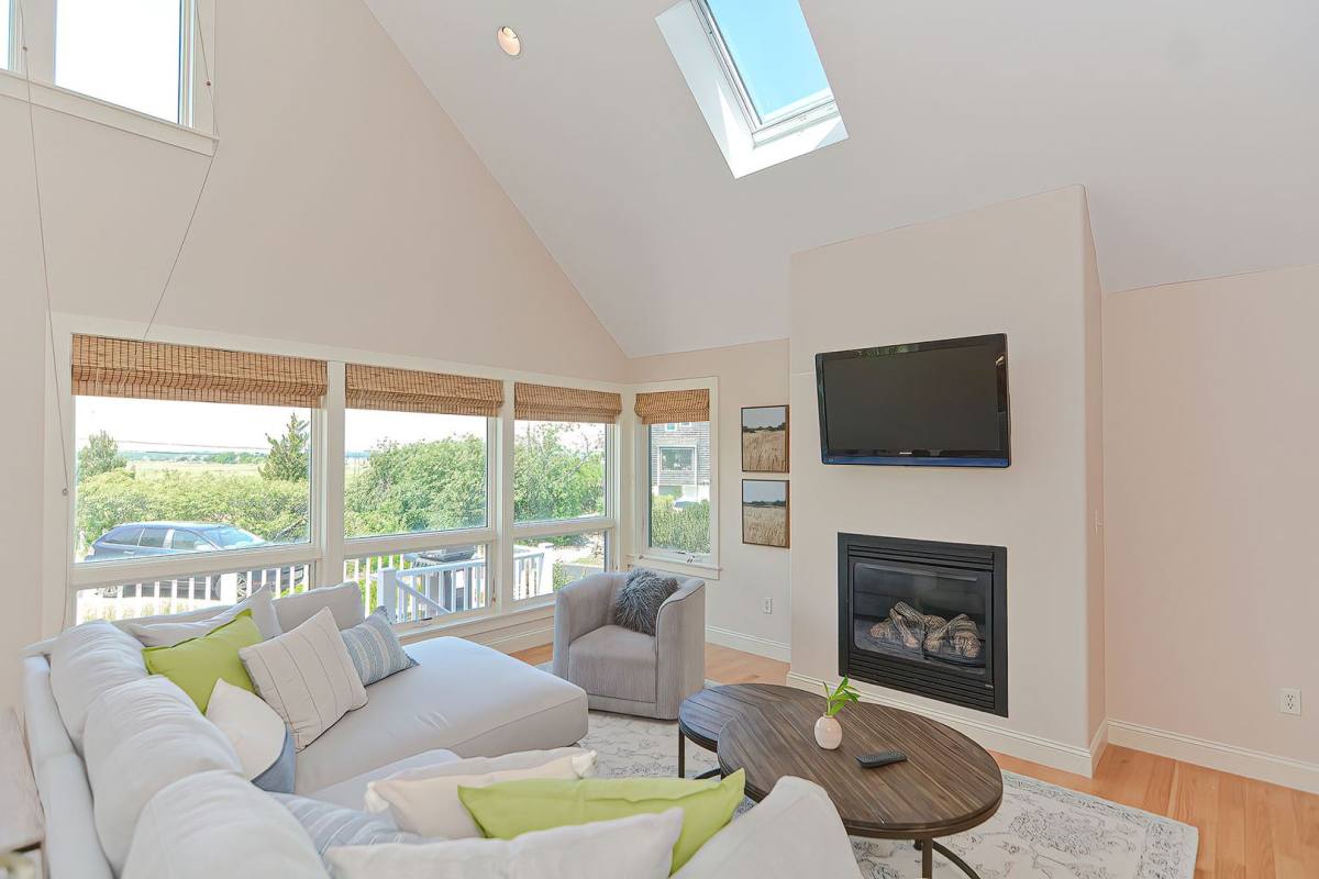 House for rent at 4 Bryn Mawr Way, Newbury, MA 01951