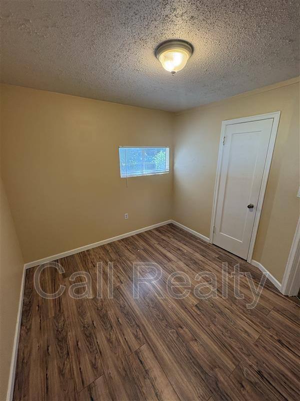 House for rent at 1210 N Locust Rd, Spokane, WA 99206
