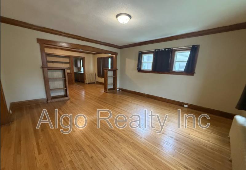 Apartment for rent at 2646 Dupont Ave N #1, Minneapolis, MN 55411