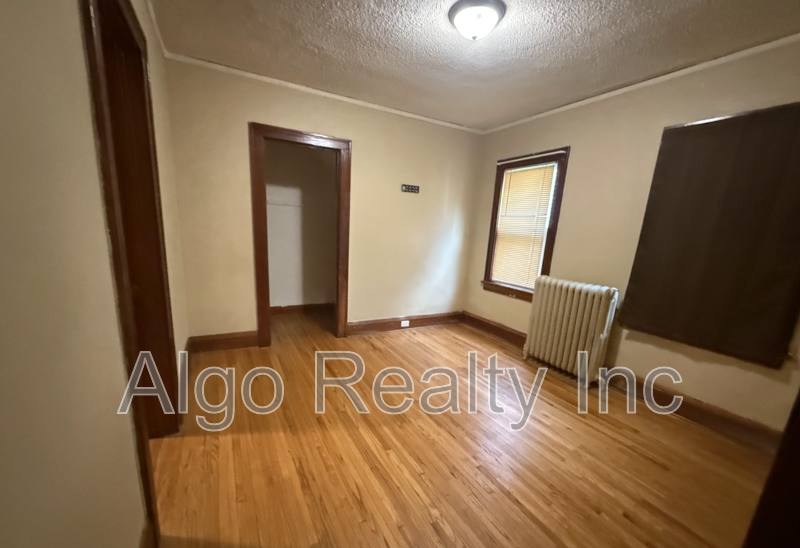 Apartment for rent at 2646 Dupont Ave N #1, Minneapolis, MN 55411
