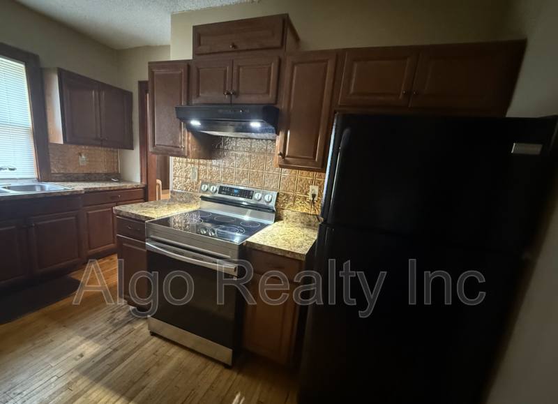 Apartment for rent at 2646 Dupont Ave N #1, Minneapolis, MN 55411