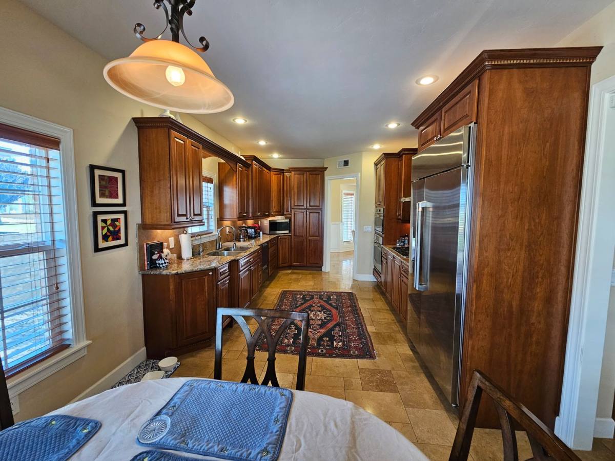 House for rent at 311 Desert Sun Court, Alamogordo, NM 88310