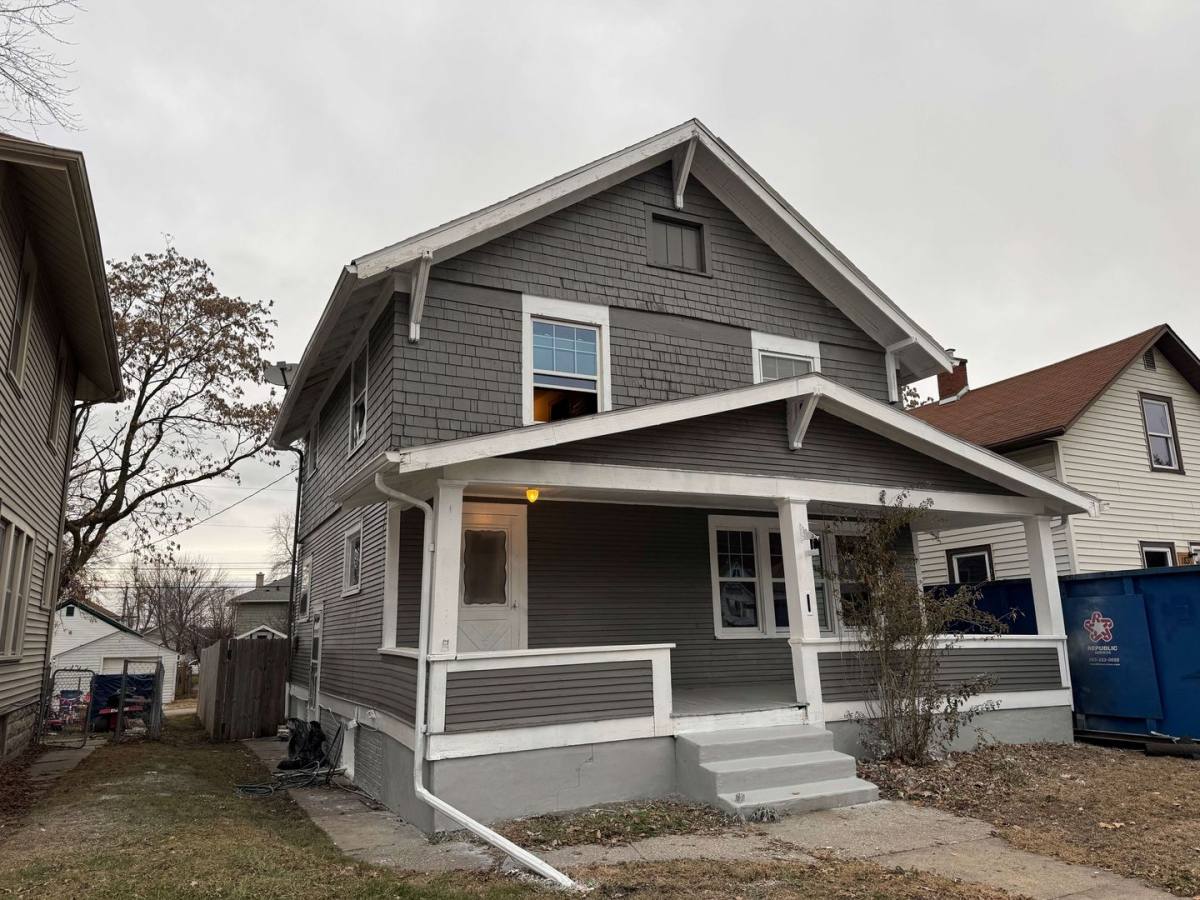 House for rent at 179 16th Ave, East Moline, IL 61244