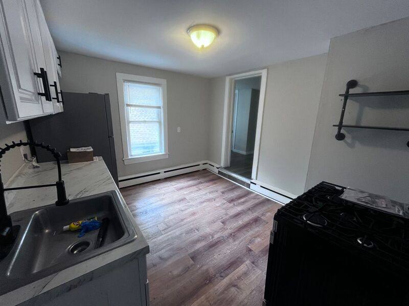 Apartment for rent at 164 Parsells Ave, Rochester, NY 14609