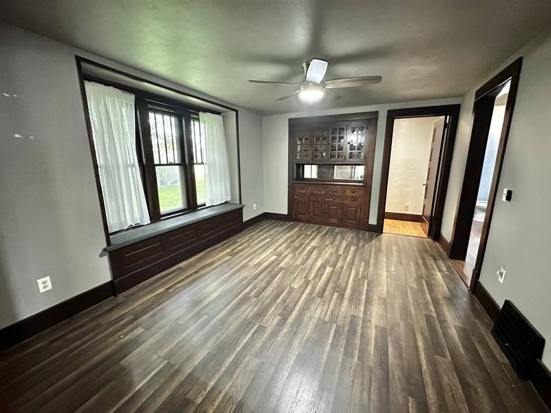 House for rent at 216 Foote St, Seymour, WI 54165