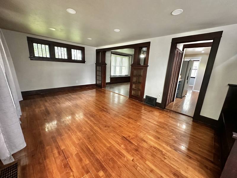 House for rent at 216 Foote St, Seymour, WI 54165