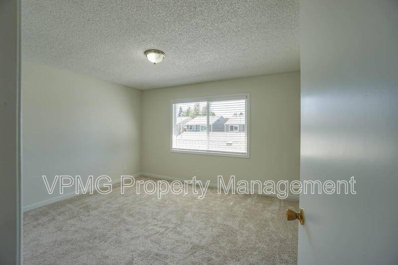 Condo for rent at 605 SE 121st Ave #4, Vancouver, WA 98683