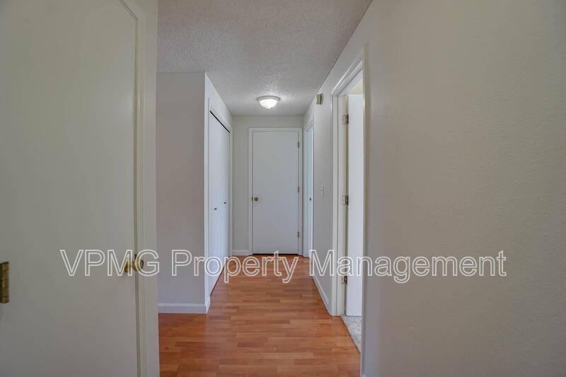 Condo for rent at 605 SE 121st Ave #4, Vancouver, WA 98683