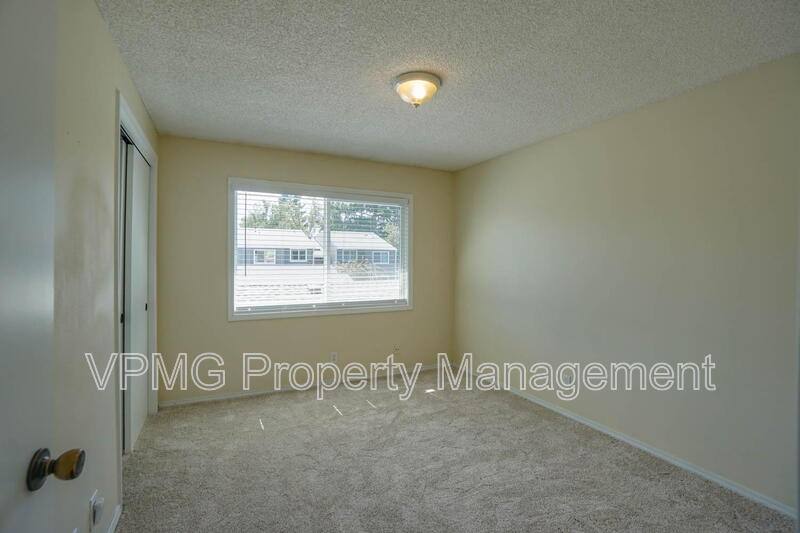 Condo for rent at 605 SE 121st Ave #4, Vancouver, WA 98683