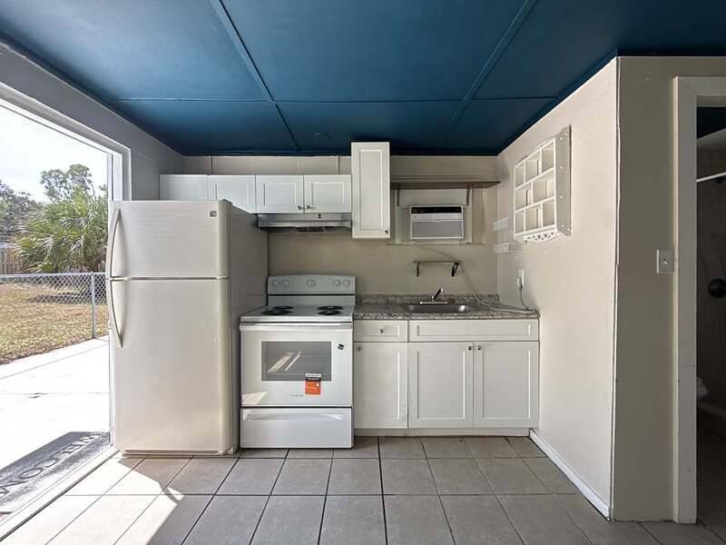 812 Padua Court, Nokomis, FL 34275 - House for Rent - Image 12