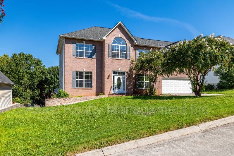 House for rent at 1217 Dreamview Lane, Knoxville, TN 37922