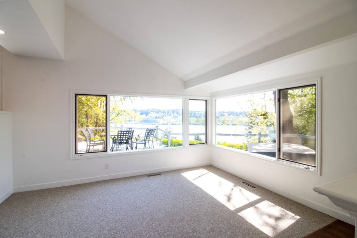 House for rent at 7255 E Mercer Way, Mercer Island, WA 98040