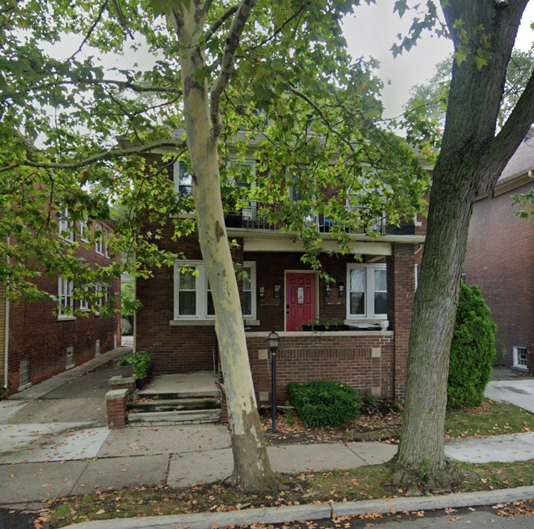 Apartment for rent at 837 Beaconsfield Ave, Grosse Pointe, MI 48230
