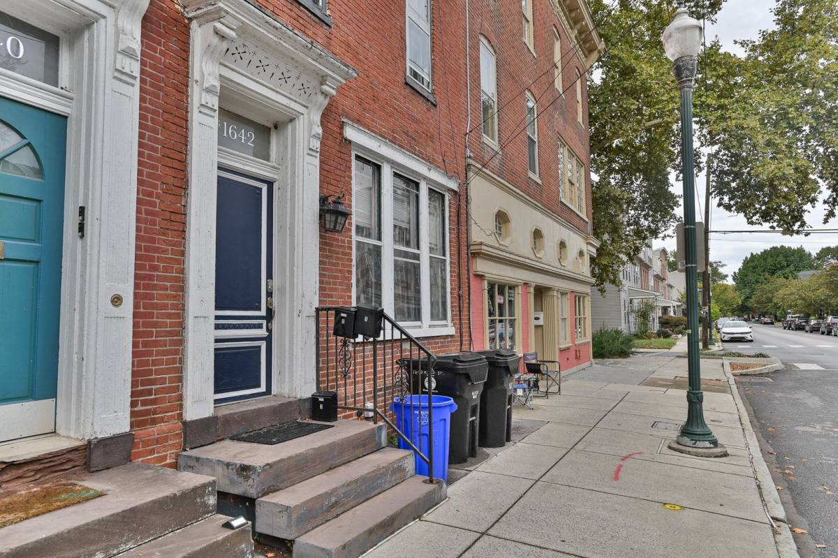 1642 N 3rd St, Harrisburg, PA 17102 - Apartment for Rent - Image 2