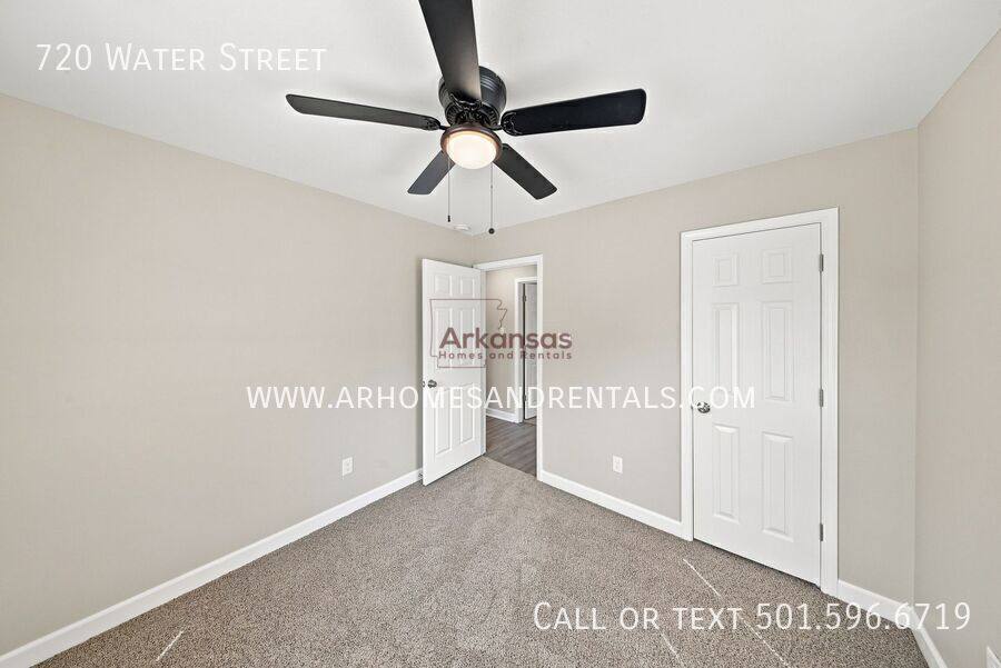 House for rent at 720 Water St, North Little Rock, AR 72117