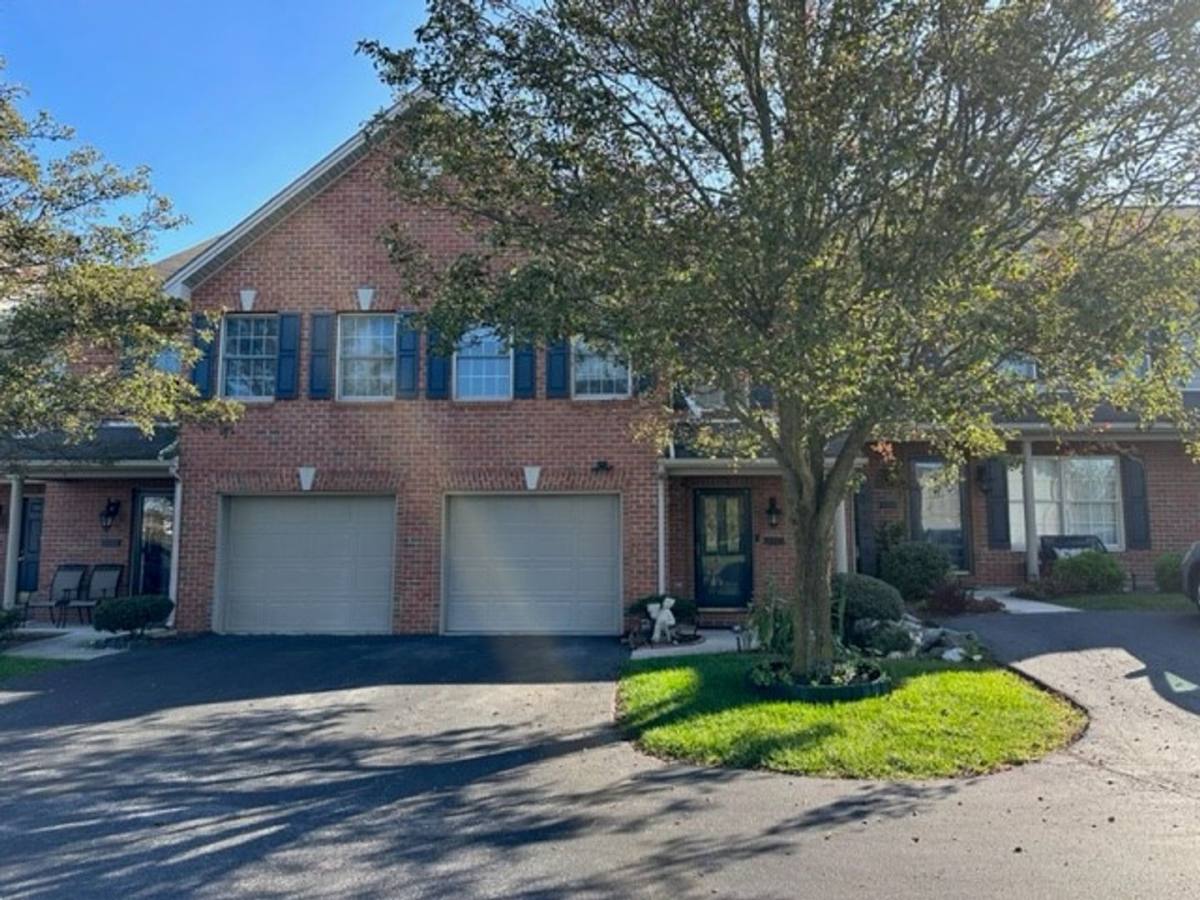 Townhouse for rent at 2223 Brigade Rd, Enola, PA 17025