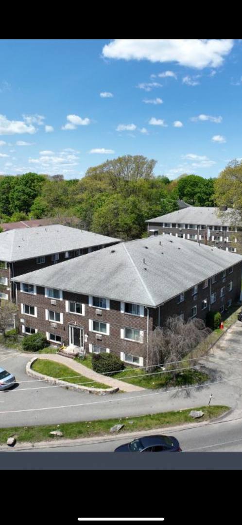 Apartment for rent at 134-140-148 Willard St, Lowell, MA 01850