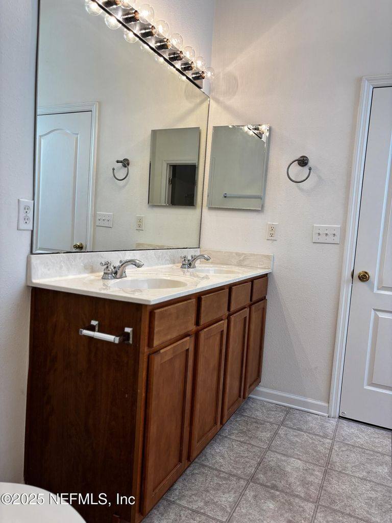 872 Collinswood Dr, Jacksonville, FL 32225 - House for Rent - Image 16