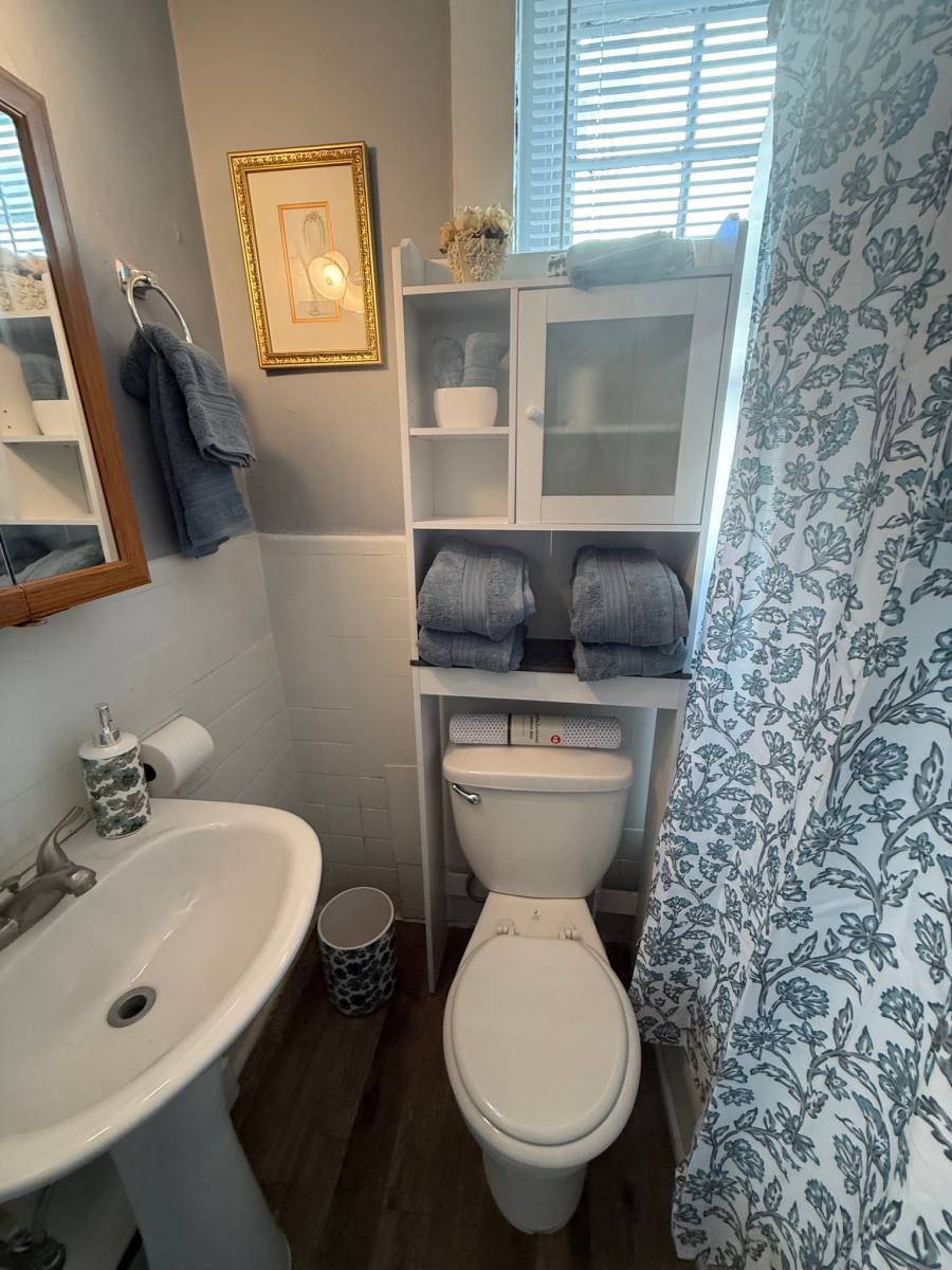 Apartment for rent at 406 N Loudoun St #1, Winchester, VA 22601