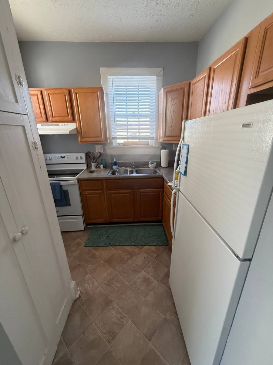 Apartment for rent at 406 N Loudoun St #1, Winchester, VA 22601