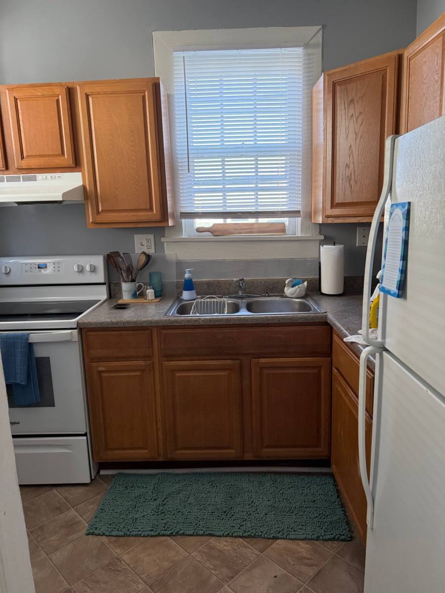 Apartment for rent at 406 N Loudoun St #1, Winchester, VA 22601